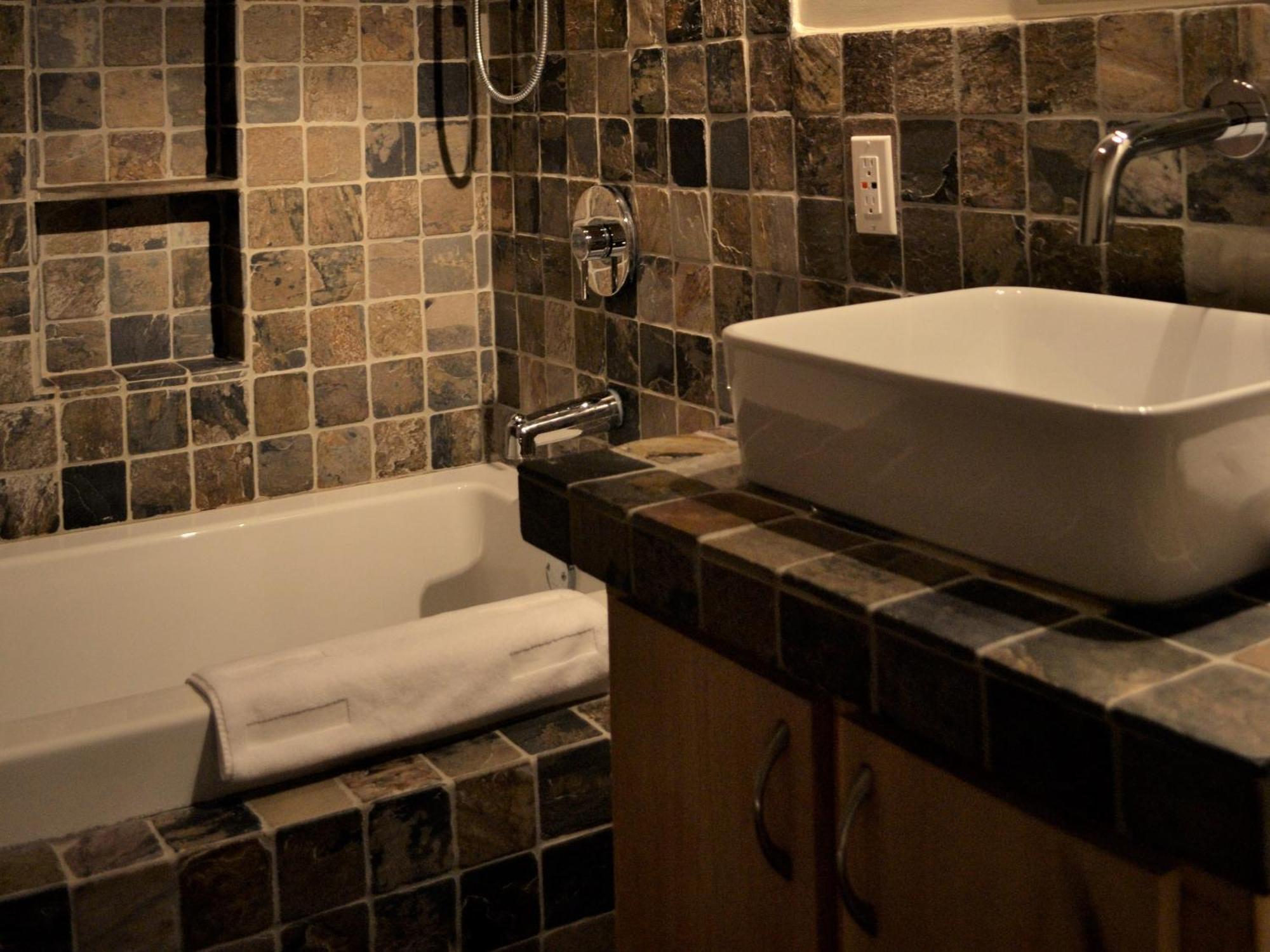 Eco Spa Highland Grenville-Sur-La-Rouge الغرفة الصورة
